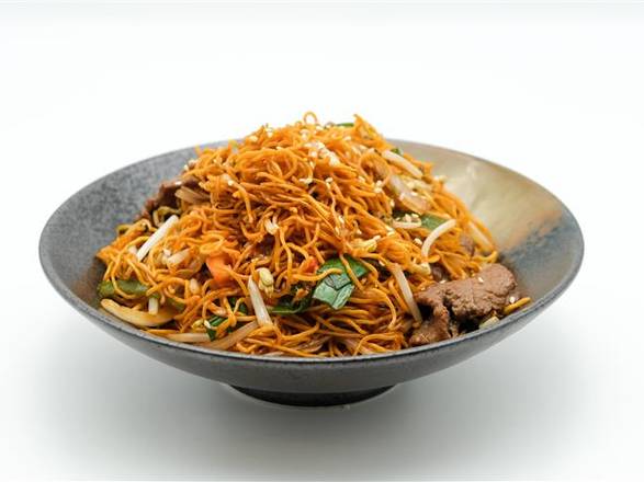 E18 Spicy Sambal Chow Mein 參巴炒麵